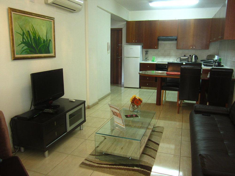 Marina Apartments 211 لارنكا المظهر الخارجي الصورة