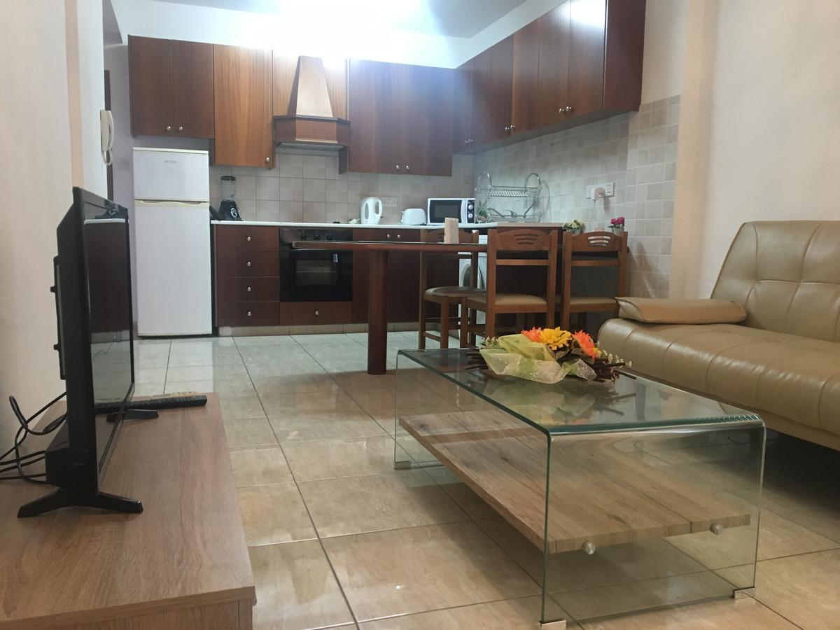 Marina Apartments 211 لارنكا المظهر الخارجي الصورة